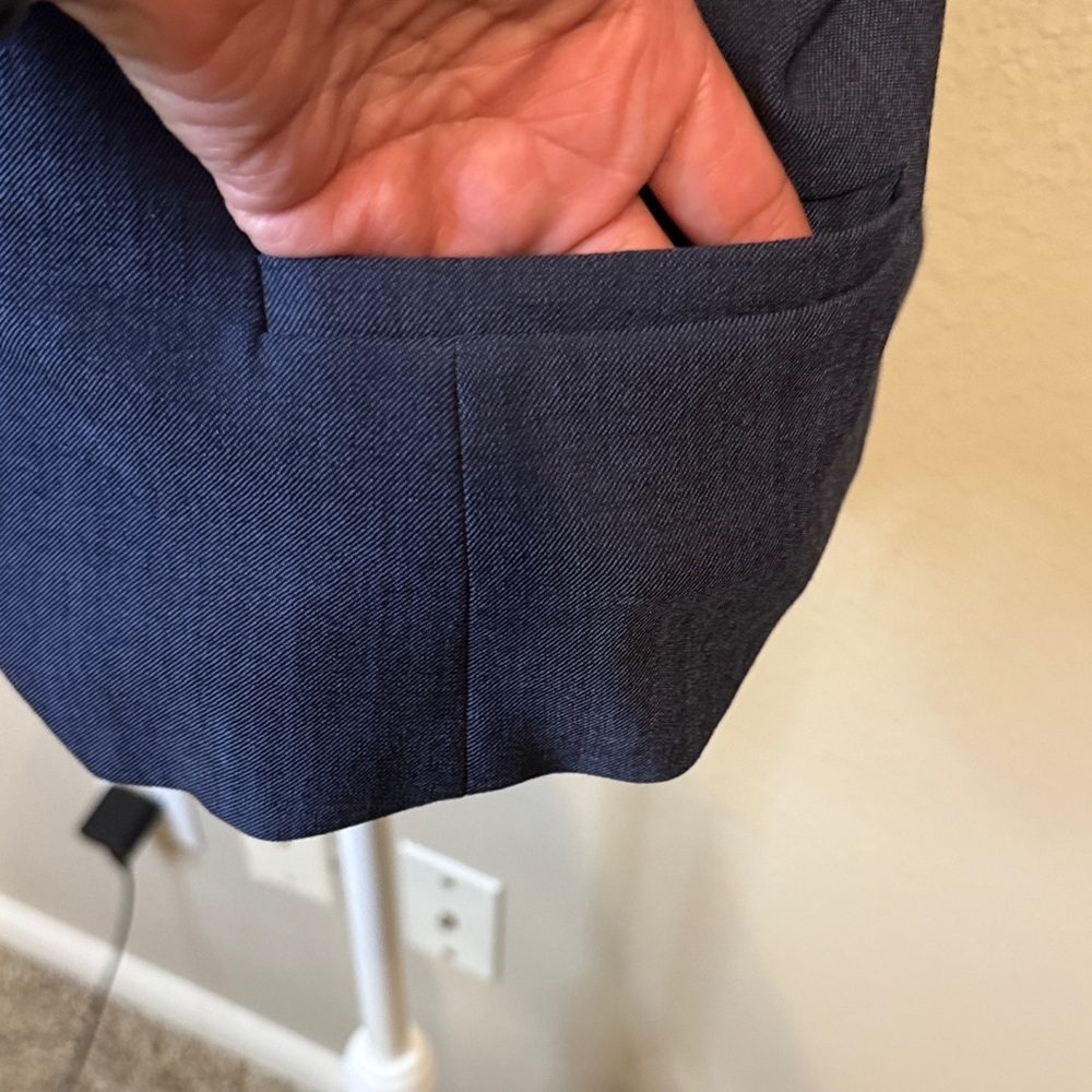 Banana Republic Dark Blue Vest - Picture 5 of 10